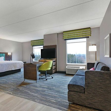 Hampton Inn Peterborough Kültér fotó