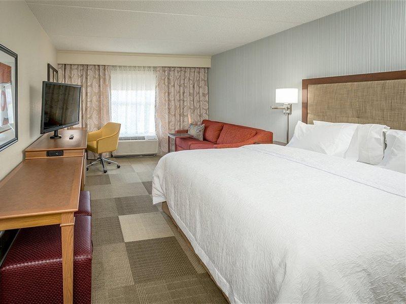 Hampton Inn Peterborough Kültér fotó