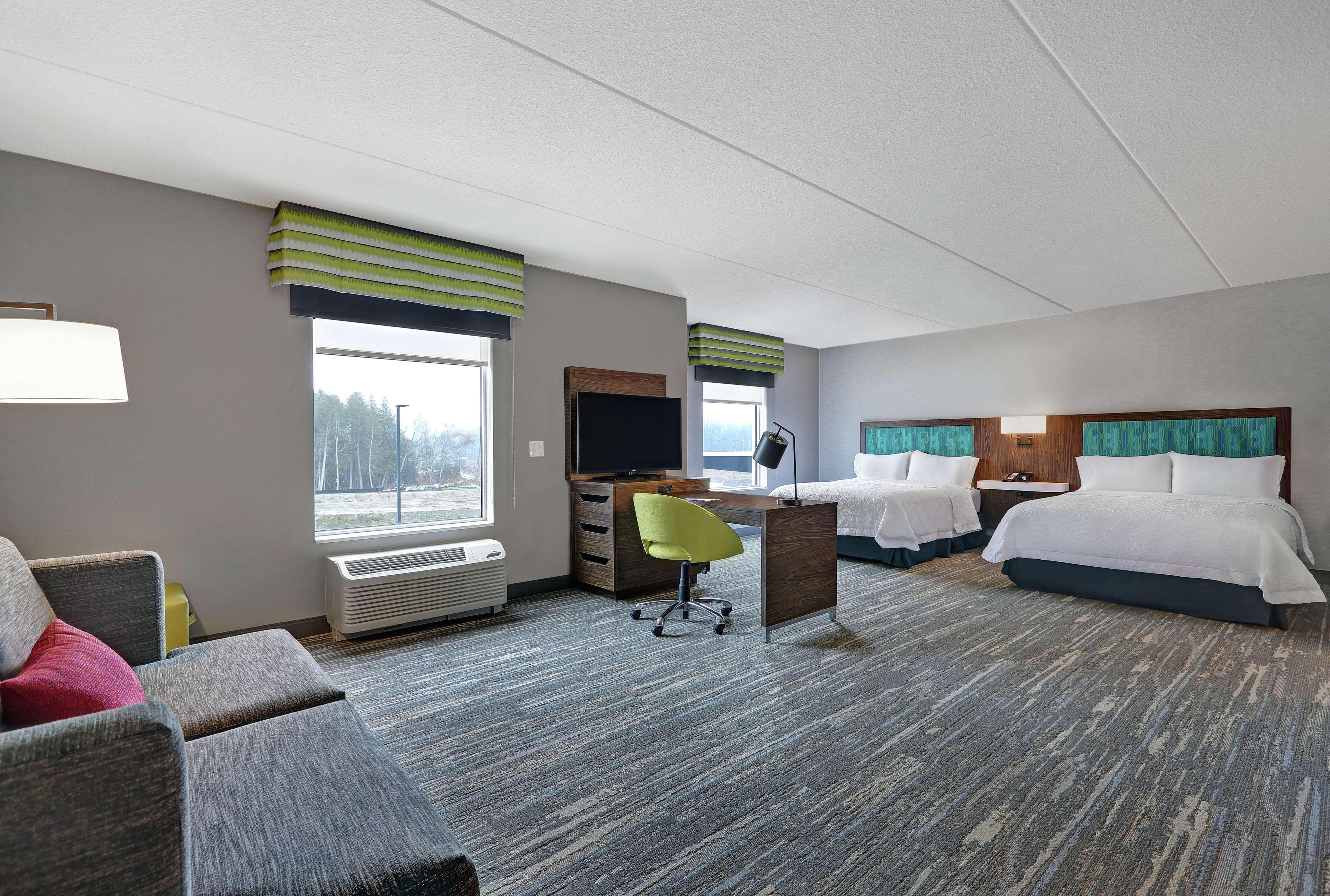 Hampton Inn Peterborough Kültér fotó