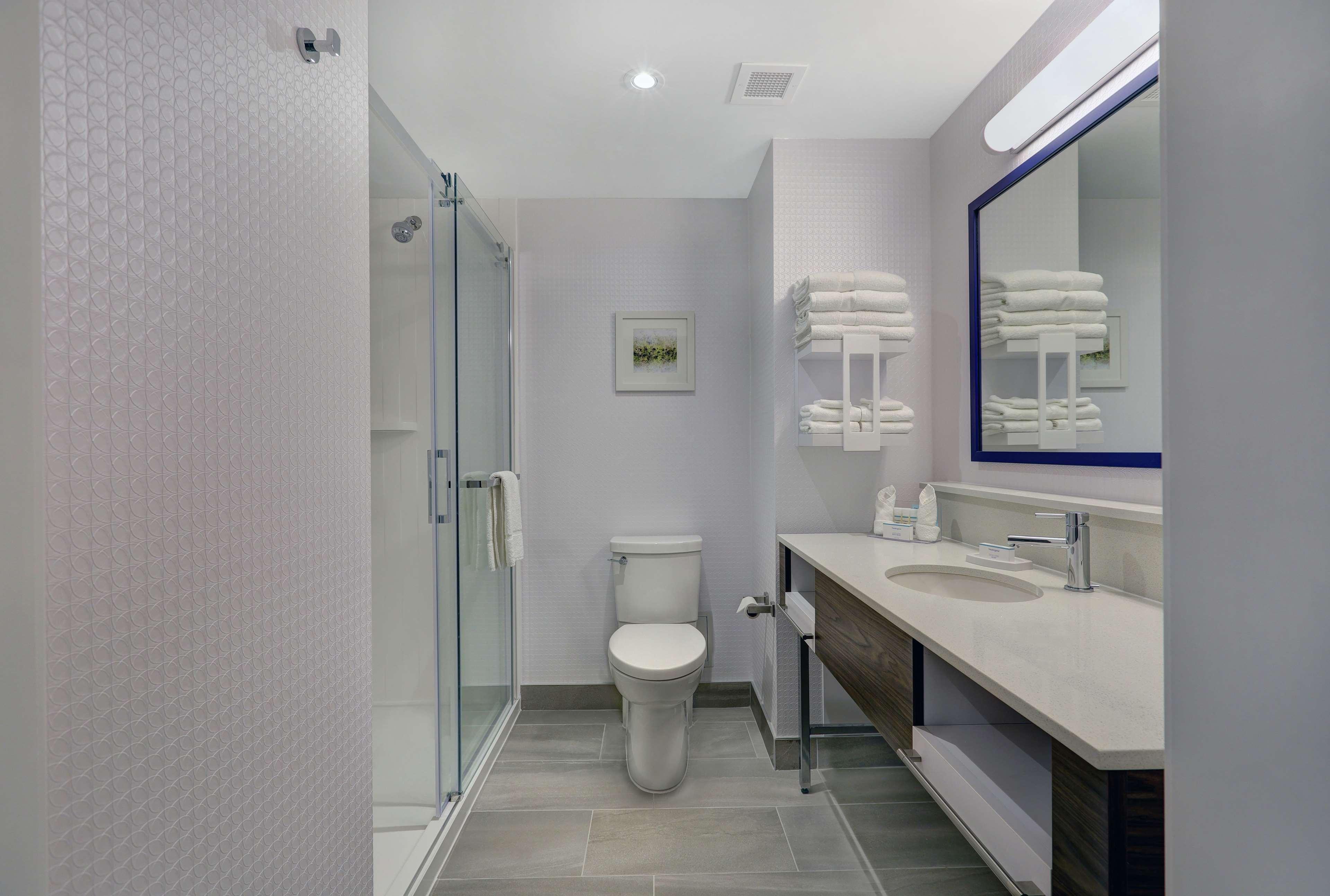 Hampton Inn Peterborough Kültér fotó