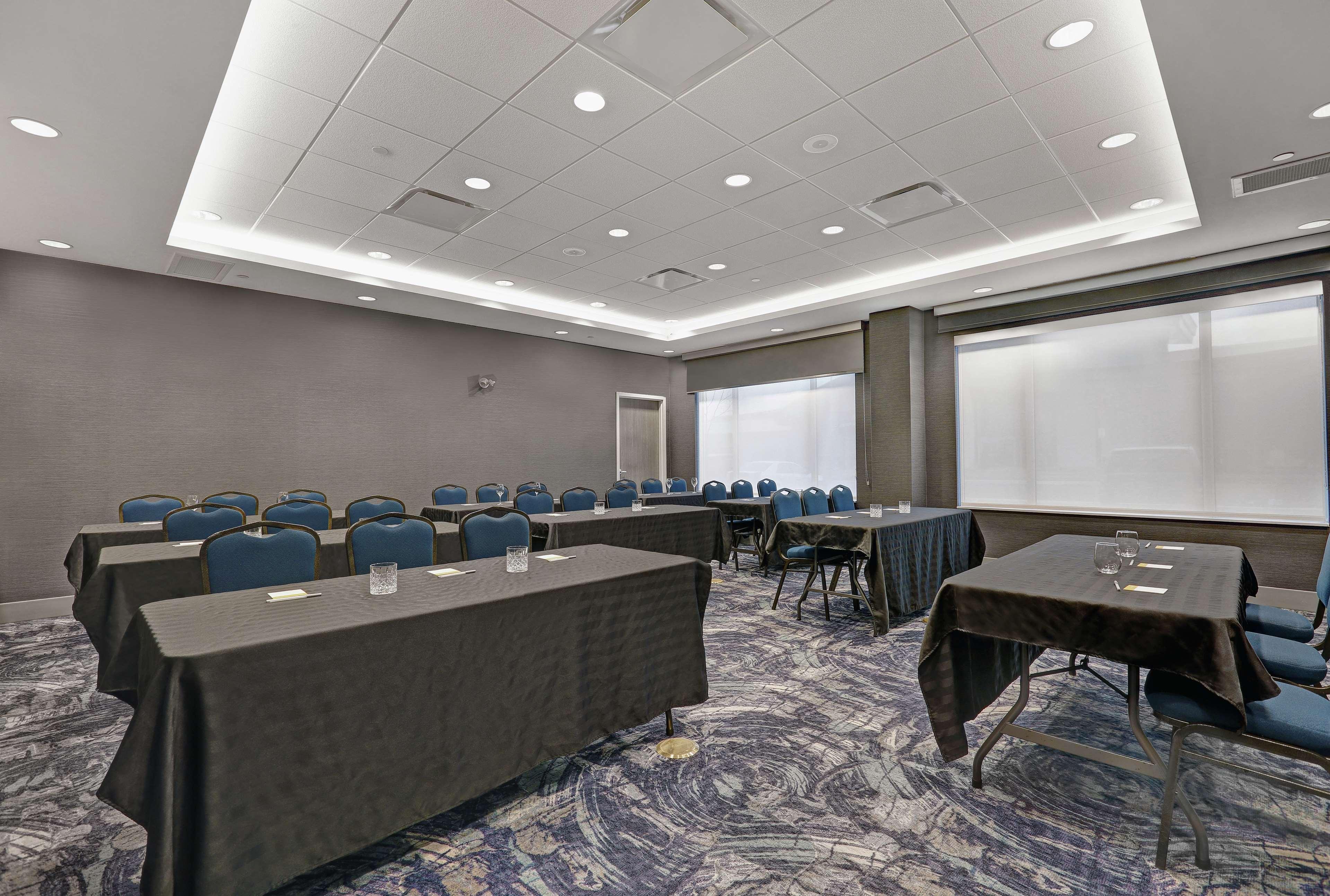Hampton Inn Peterborough Kültér fotó