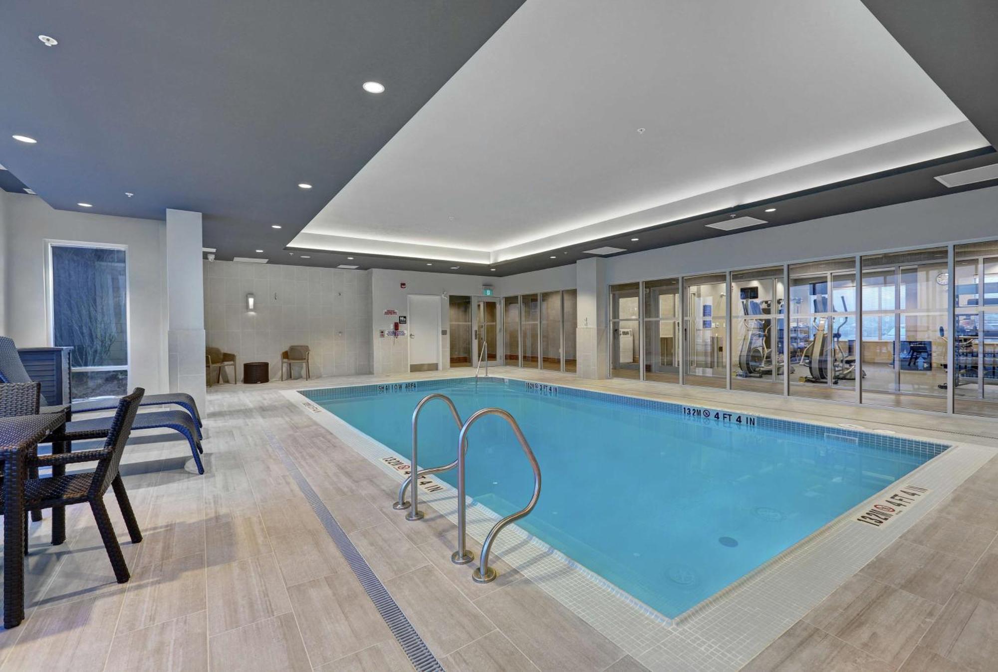 Hampton Inn Peterborough Kültér fotó